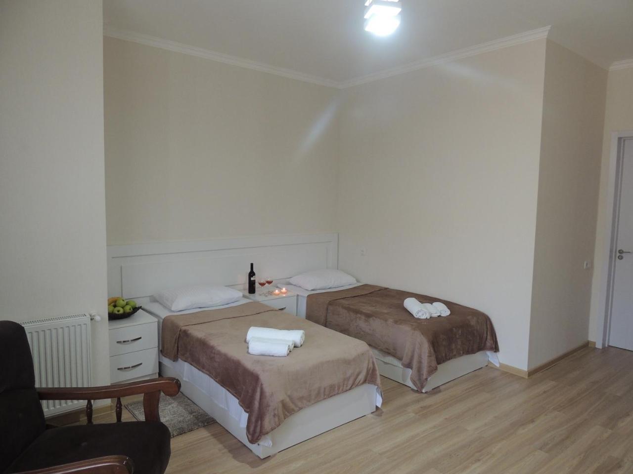 Old Town Bed & Breakfast Гори Екстериор снимка