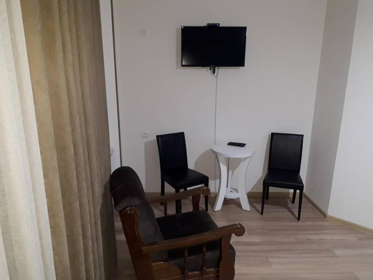 Old Town Bed & Breakfast Гори Екстериор снимка